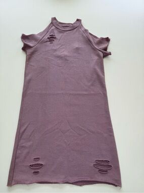 Derek Heart Mauve Cold-Shoulder Distressed Shift Dress